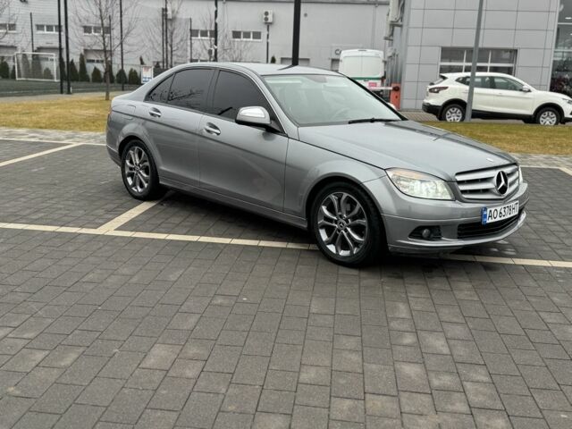 Сірий Мерседес Ц-Клас, об'ємом двигуна 2.1 л та пробігом 320 тис. км за 8450 $, фото 7 на Automoto.ua