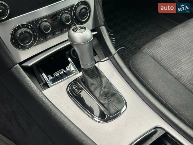 Сірий Мерседес Ц-Клас, об'ємом двигуна 1.8 л та пробігом 217 тис. км за 6190 $, фото 23 на Automoto.ua