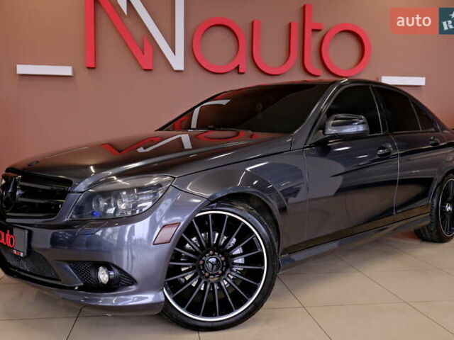 Сірий Мерседес Ц-Клас, об'ємом двигуна 3 л та пробігом 198 тис. км за 8900 $, фото 9 на Automoto.ua