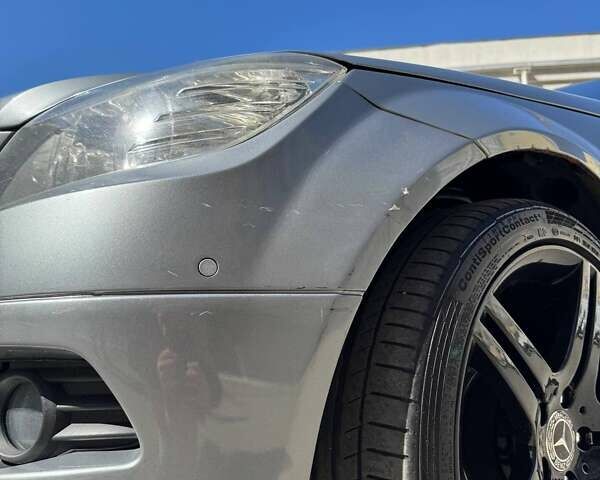 Серый Мерседес Ц-Класс, объемом двигателя 1.8 л и пробегом 270 тыс. км за 8000 $, фото 18 на Automoto.ua