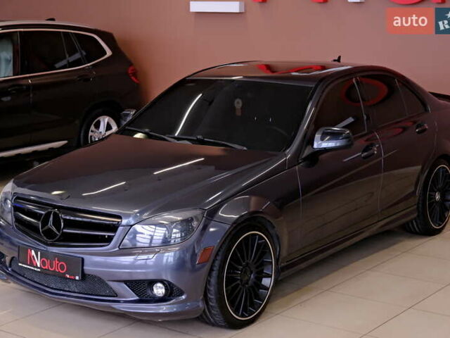 Сірий Мерседес Ц-Клас, об'ємом двигуна 3 л та пробігом 198 тис. км за 8900 $, фото 2 на Automoto.ua