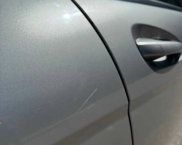 Серый Мерседес Ц-Класс, объемом двигателя 1.8 л и пробегом 270 тыс. км за 8000 $, фото 17 на Automoto.ua