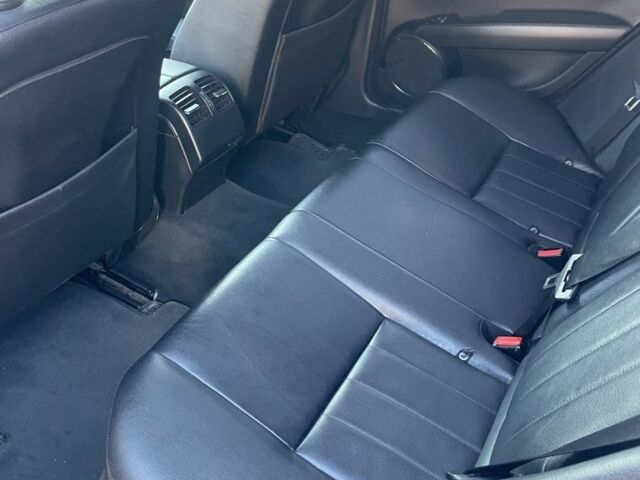 Серый Мерседес Ц-Класс, объемом двигателя 2.1 л и пробегом 318 тыс. км за 8500 $, фото 7 на Automoto.ua