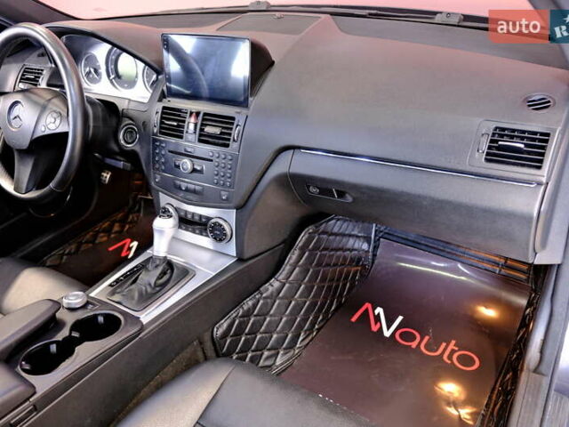 Сірий Мерседес Ц-Клас, об'ємом двигуна 3 л та пробігом 198 тис. км за 8900 $, фото 37 на Automoto.ua