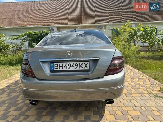 Сірий Мерседес Ц-Клас, об'ємом двигуна 3 л та пробігом 212 тис. км за 12200 $, фото 15 на Automoto.ua