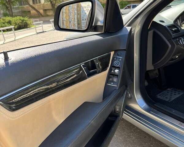 Серый Мерседес Ц-Класс, объемом двигателя 1.8 л и пробегом 270 тыс. км за 8000 $, фото 9 на Automoto.ua