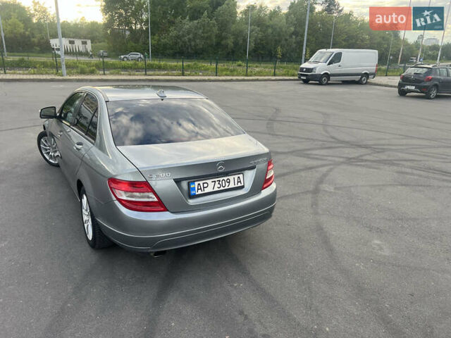 Сірий Мерседес Ц-Клас, об'ємом двигуна 1.8 л та пробігом 257 тис. км за 7500 $, фото 30 на Automoto.ua