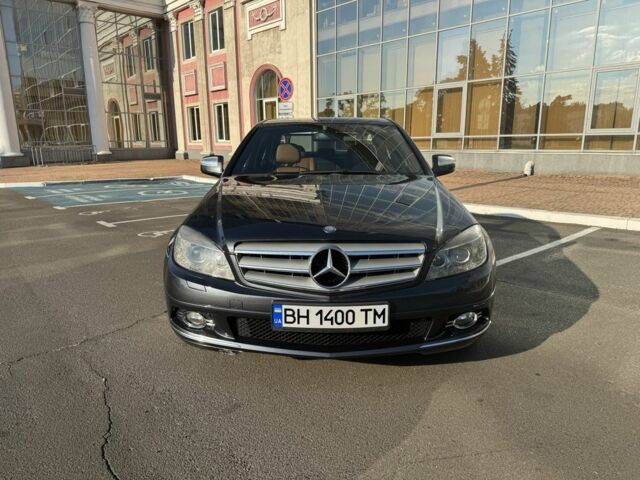 Сірий Мерседес Ц-Клас, об'ємом двигуна 1.8 л та пробігом 211 тис. км за 10500 $, фото 2 на Automoto.ua