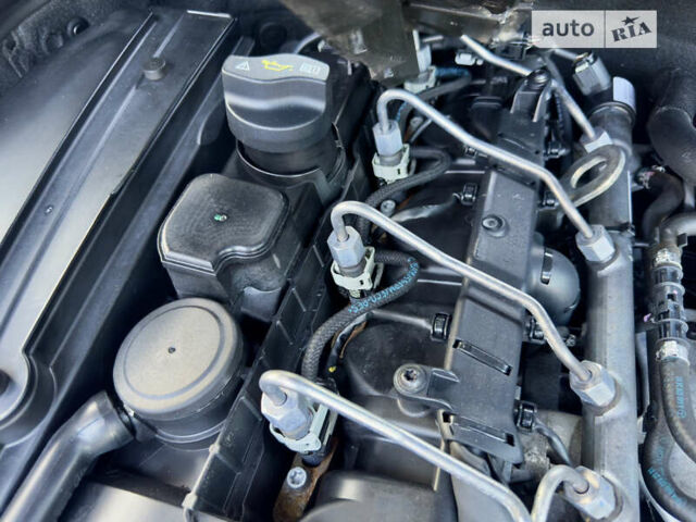 Сірий Мерседес Ц-Клас, об'ємом двигуна 2.15 л та пробігом 300 тис. км за 10800 $, фото 55 на Automoto.ua