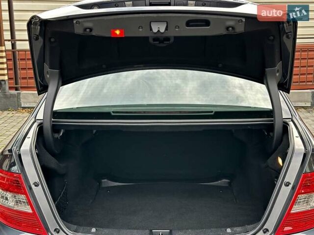 Мерседес Ц-Класс 2008 в Одессе на Automoto.ua Серый Мерседес Ц-Класс, объемом двигателя 1.8 л и пробегом 161 тыс. км за 11800 $, фото 79 на Automoto.ua