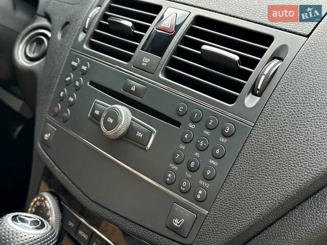 Мерседес Ц-Класс 2008 в Одессе на Automoto.ua Серый Мерседес Ц-Класс, объемом двигателя 1.8 л и пробегом 161 тыс. км за 11800 $, фото 38 на Automoto.ua