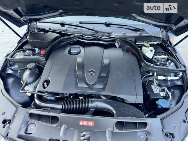 Сірий Мерседес Ц-Клас, об'ємом двигуна 2.15 л та пробігом 300 тис. км за 10800 $, фото 48 на Automoto.ua