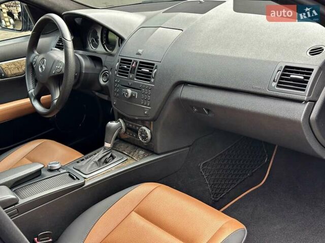 Мерседес Ц-Класс 2008 в Одессе на Automoto.ua Серый Мерседес Ц-Класс, объемом двигателя 1.8 л и пробегом 161 тыс. км за 11800 $, фото 42 на Automoto.ua