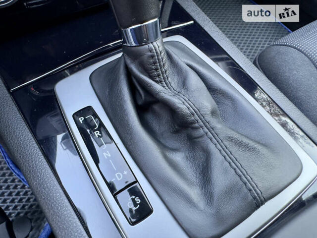 Сірий Мерседес Ц-Клас, об'ємом двигуна 2.15 л та пробігом 300 тис. км за 10800 $, фото 28 на Automoto.ua