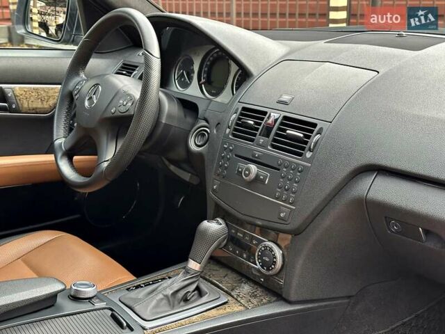 Мерседес Ц-Класс 2008 в Одессе на Automoto.ua Серый Мерседес Ц-Класс, объемом двигателя 1.8 л и пробегом 161 тыс. км за 11800 $, фото 64 на Automoto.ua