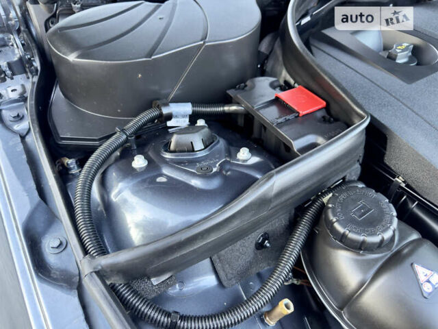 Сірий Мерседес Ц-Клас, об'ємом двигуна 2.15 л та пробігом 300 тис. км за 10800 $, фото 50 на Automoto.ua