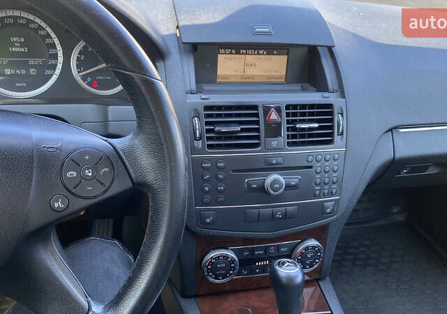 Сірий Мерседес Ц-Клас, об'ємом двигуна 2.5 л та пробігом 148 тис. км за 9800 $, фото 32 на Automoto.ua