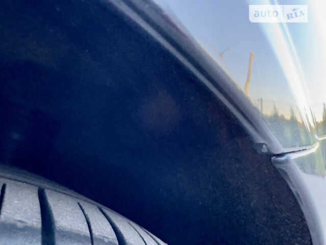 Сірий Мерседес Ц-Клас, об'ємом двигуна 2.15 л та пробігом 300 тис. км за 10800 $, фото 63 на Automoto.ua