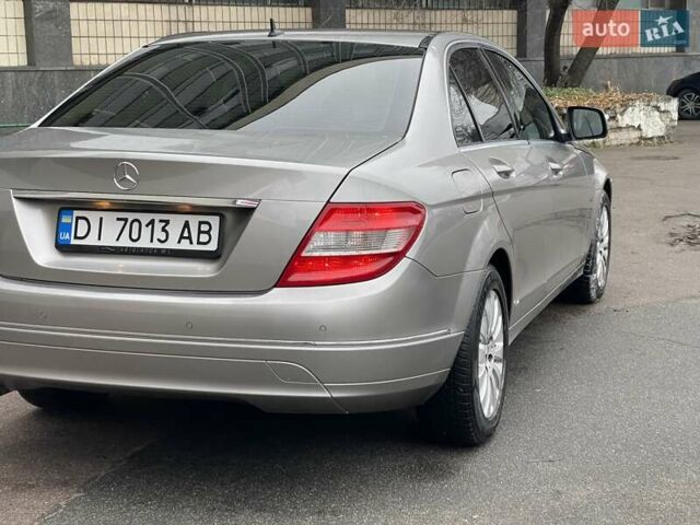 Серый Мерседес Ц-Класс, объемом двигателя 1.8 л и пробегом 188 тыс. км за 9200 $, фото 4 на Automoto.ua