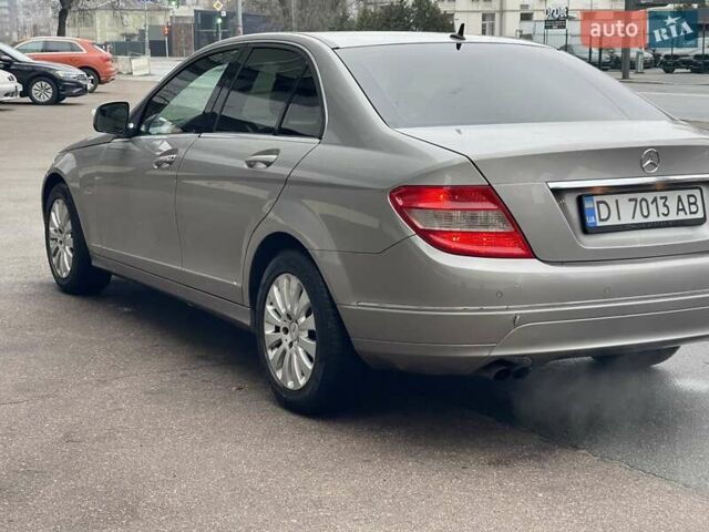 Серый Мерседес Ц-Класс, объемом двигателя 1.8 л и пробегом 188 тыс. км за 9200 $, фото 5 на Automoto.ua