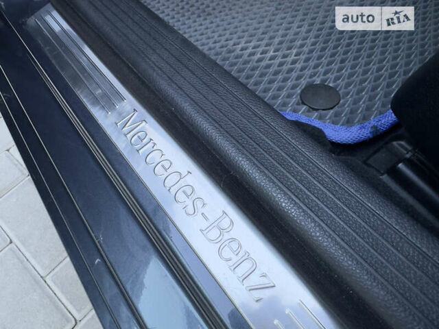 Сірий Мерседес Ц-Клас, об'ємом двигуна 2.15 л та пробігом 300 тис. км за 10800 $, фото 41 на Automoto.ua