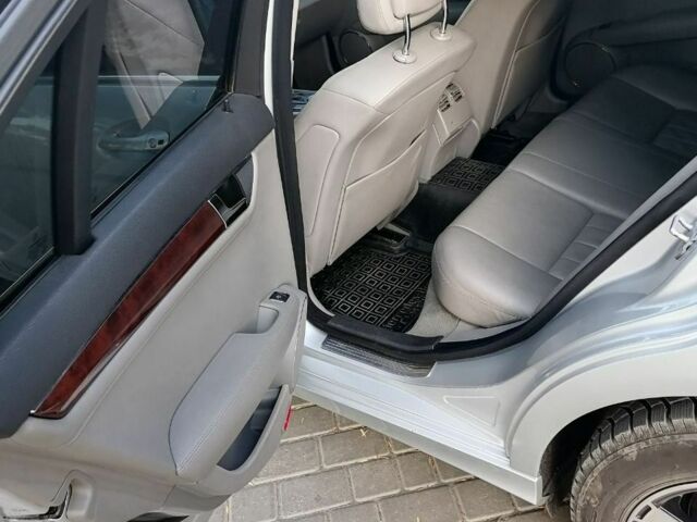 Серый Мерседес Ц-Класс, объемом двигателя 1.8 л и пробегом 220 тыс. км за 9000 $, фото 15 на Automoto.ua