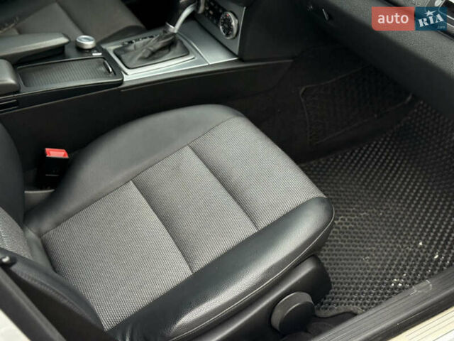 Сірий Мерседес Ц-Клас, об'ємом двигуна 2.15 л та пробігом 414 тис. км за 8650 $, фото 7 на Automoto.ua
