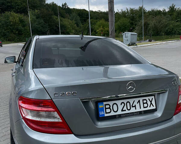 Серый Мерседес Ц-Класс, объемом двигателя 0 л и пробегом 135 тыс. км за 9800 $, фото 1 на Automoto.ua