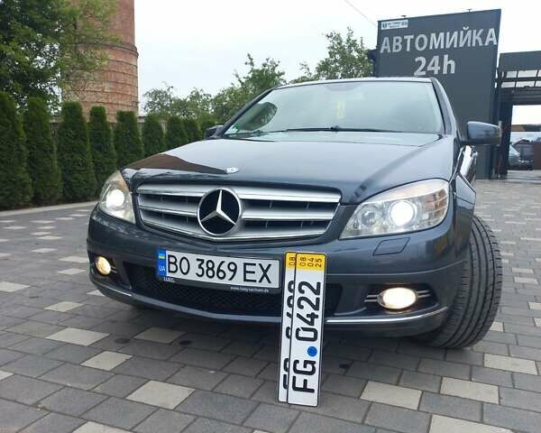 Сірий Мерседес Ц-Клас, об'ємом двигуна 2.14 л та пробігом 233 тис. км за 12199 $, фото 39 на Automoto.ua