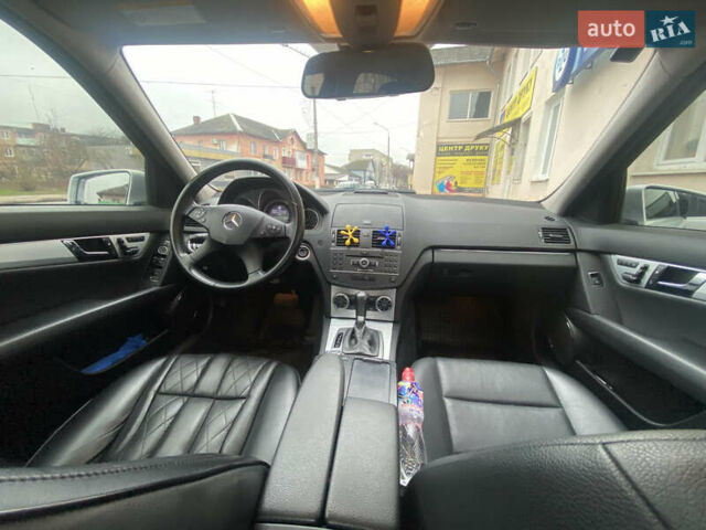 Сірий Мерседес Ц-Клас, об'ємом двигуна 1.8 л та пробігом 170 тис. км за 9500 $, фото 7 на Automoto.ua