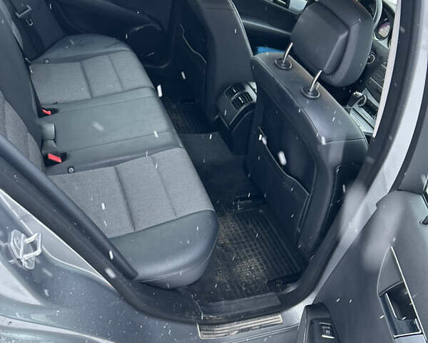 Серый Мерседес Ц-Класс, объемом двигателя 1.8 л и пробегом 133 тыс. км за 9550 $, фото 12 на Automoto.ua