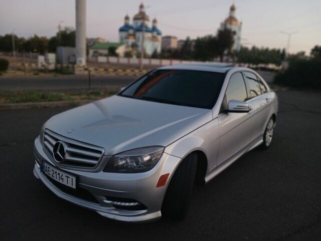 Сірий Мерседес Ц-Клас, об'ємом двигуна 3 л та пробігом 258 тис. км за 9500 $, фото 9 на Automoto.ua