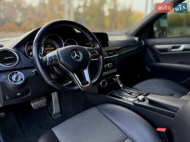 Серый Мерседес Ц-Класс, объемом двигателя 1.8 л и пробегом 207 тыс. км за 10399 $, фото 9 на Automoto.ua