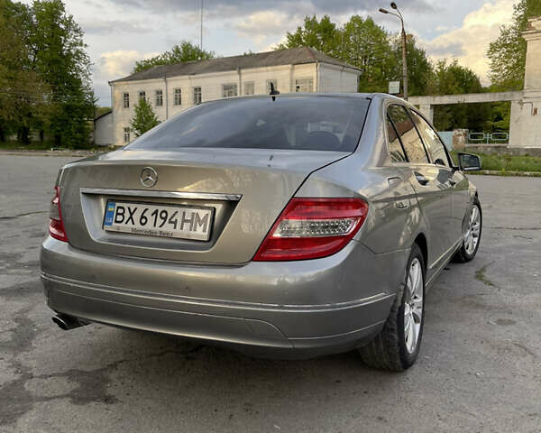 Сірий Мерседес Ц-Клас, об'ємом двигуна 2.14 л та пробігом 247 тис. км за 10300 $, фото 4 на Automoto.ua