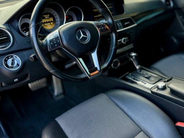 Сірий Мерседес Ц-Клас, об'ємом двигуна 0 л та пробігом 207 тис. км за 10299 $, фото 6 на Automoto.ua