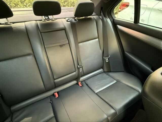 Сірий Мерседес Ц-Клас, об'ємом двигуна 1.8 л та пробігом 231 тис. км за 11200 $, фото 4 на Automoto.ua