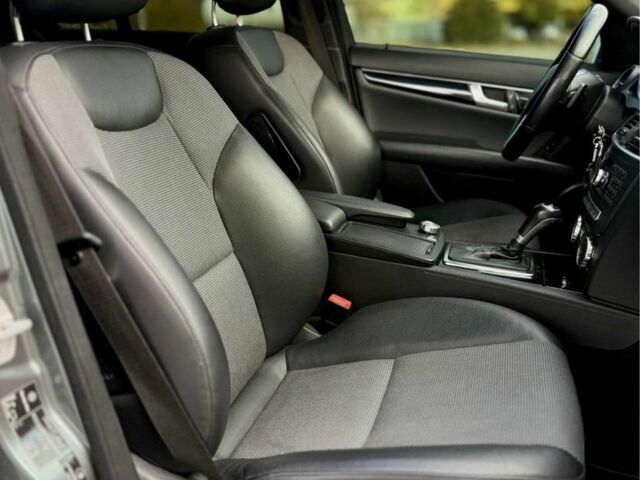 Сірий Мерседес Ц-Клас, об'ємом двигуна 0 л та пробігом 207 тис. км за 10299 $, фото 14 на Automoto.ua