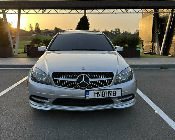 Сірий Мерседес Ц-Клас, об'ємом двигуна 3 л та пробігом 99 тис. км за 12450 $, фото 7 на Automoto.ua