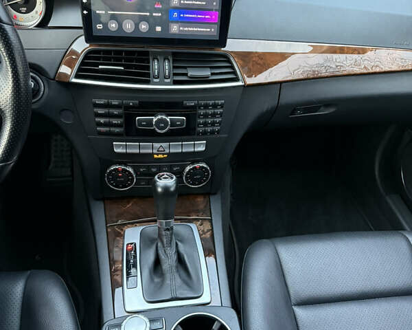 Серый Мерседес Ц-Класс, объемом двигателя 1.8 л и пробегом 63 тыс. км за 10900 $, фото 21 на Automoto.ua