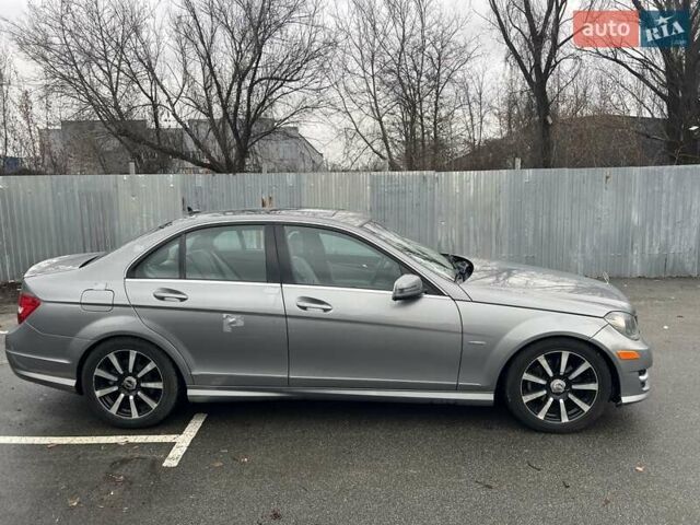 Серый Мерседес Ц-Класс, объемом двигателя 1.8 л и пробегом 192 тыс. км за 8500 $, фото 3 на Automoto.ua