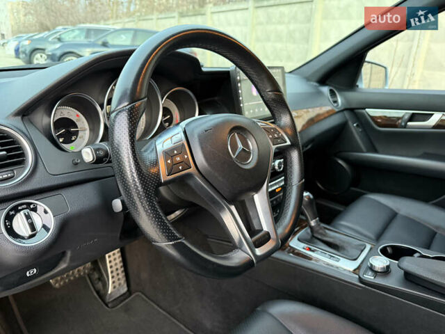 Серый Мерседес Ц-Класс, объемом двигателя 1.8 л и пробегом 63 тыс. км за 10900 $, фото 20 на Automoto.ua