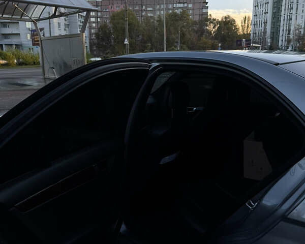 Серый Мерседес Ц-Класс, объемом двигателя 3 л и пробегом 195 тыс. км за 14500 $, фото 12 на Automoto.ua