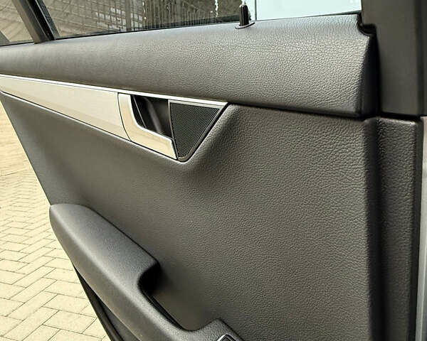 Серый Мерседес Ц-Класс, объемом двигателя 1.8 л и пробегом 133 тыс. км за 13500 $, фото 31 на Automoto.ua