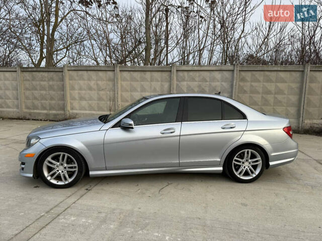 Серый Мерседес Ц-Класс, объемом двигателя 1.8 л и пробегом 63 тыс. км за 10900 $, фото 1 на Automoto.ua