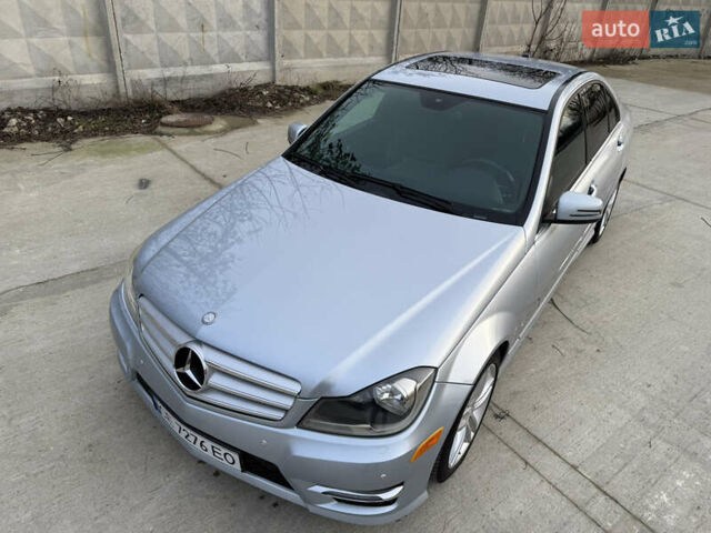 Серый Мерседес Ц-Класс, объемом двигателя 1.8 л и пробегом 63 тыс. км за 10900 $, фото 9 на Automoto.ua