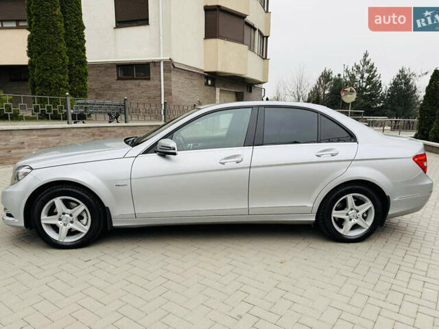 Серый Мерседес Ц-Класс, объемом двигателя 1.8 л и пробегом 133 тыс. км за 13500 $, фото 2 на Automoto.ua