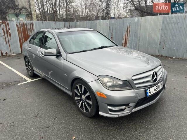 Серый Мерседес Ц-Класс, объемом двигателя 1.8 л и пробегом 192 тыс. км за 8500 $, фото 2 на Automoto.ua