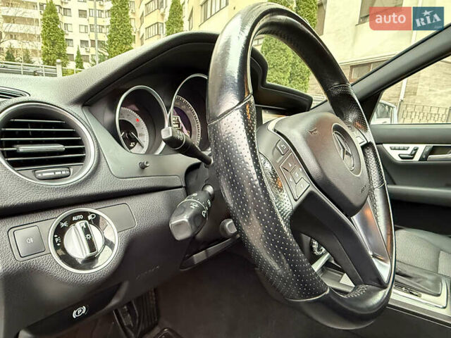 Серый Мерседес Ц-Класс, объемом двигателя 1.8 л и пробегом 133 тыс. км за 13500 $, фото 8 на Automoto.ua