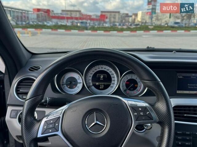Серый Мерседес Ц-Класс, объемом двигателя 1.8 л и пробегом 120 тыс. км за 14500 $, фото 4 на Automoto.ua