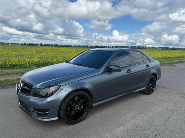 Сірий Мерседес Ц-Клас, об'ємом двигуна 1.8 л та пробігом 260 тис. км за 9200 $, фото 4 на Automoto.ua